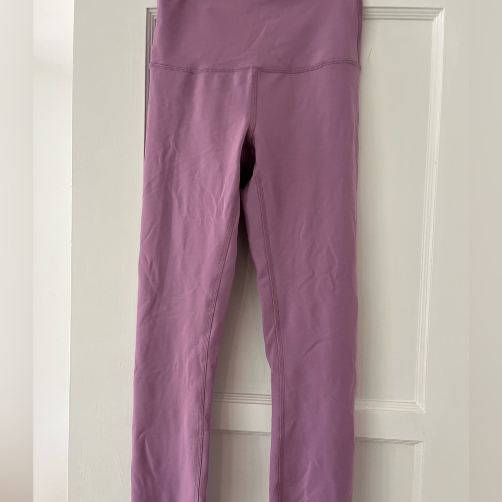 NWOT! Lululemon Align 25” in Lilac. Size 4.
